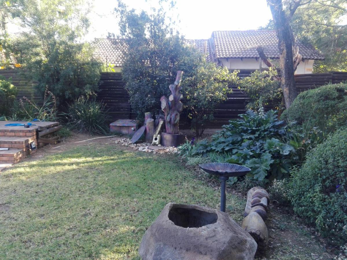 Fourways Guest Lodge Johannesburgo Exterior foto